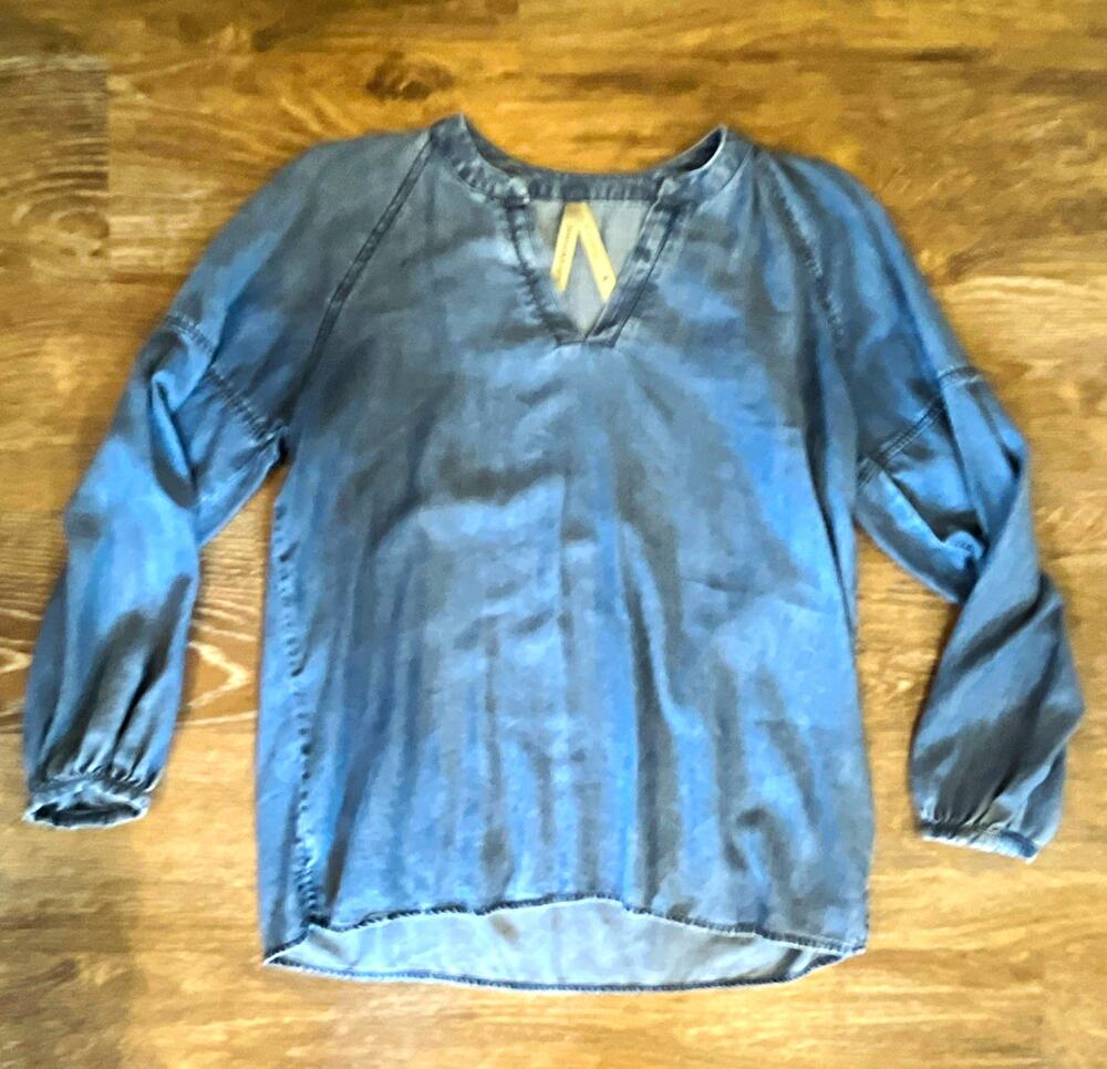 Liverpool Blouse Womens Medium Blue V-Neck Long Sleeve Pullover Solid